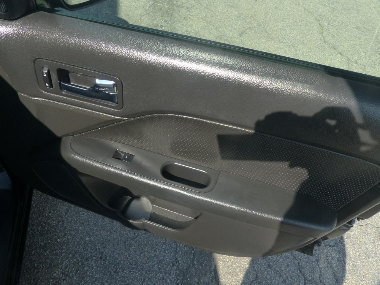 Ford Fusion V6 SEL 2006