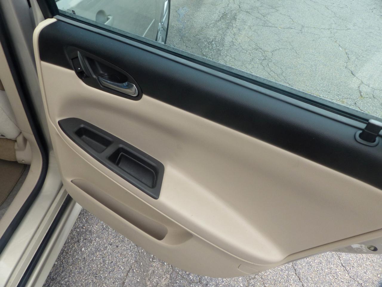 Chevrolet Impala LS 2010