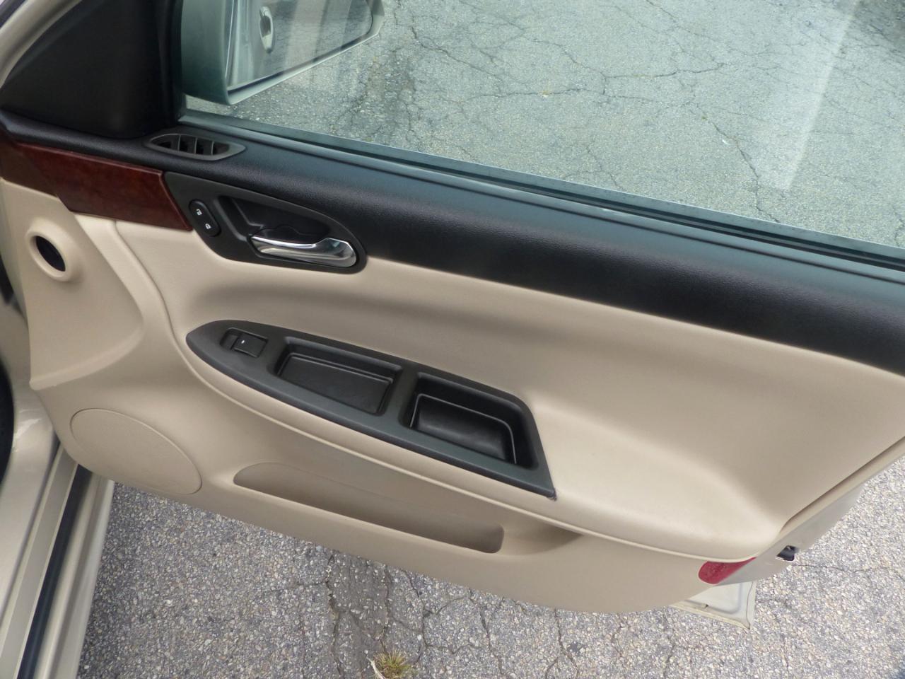 Chevrolet Impala LS 2010