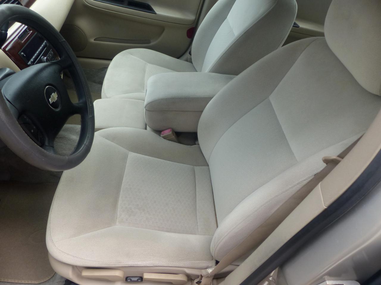 Chevrolet Impala LS 2010