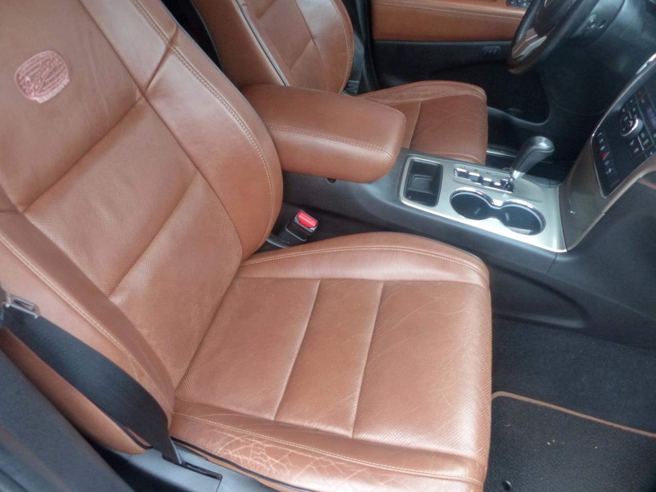 Jeep Grand Cherokee Overland 2WD 2012