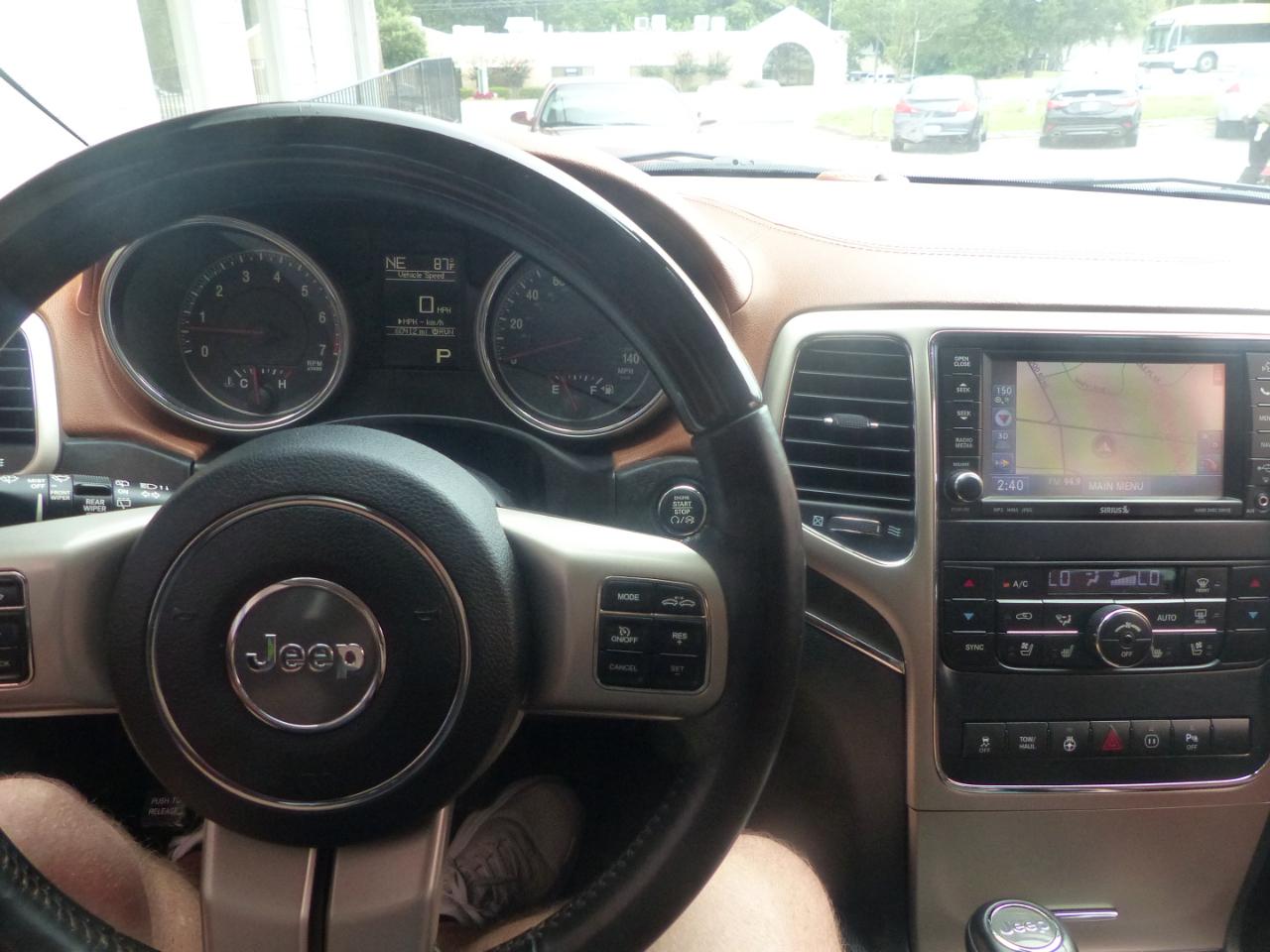 Jeep Grand Cherokee Overland 2WD 2012