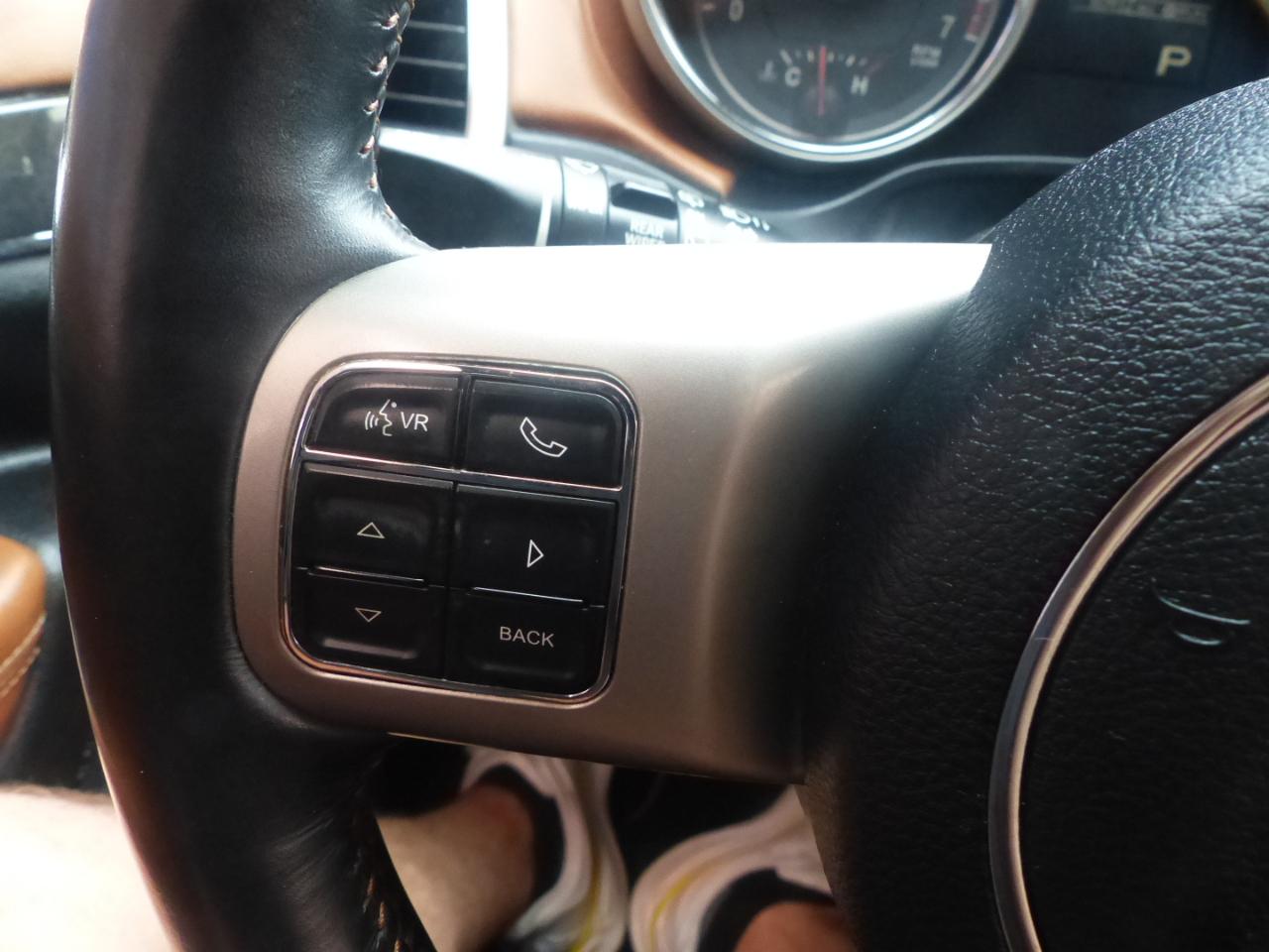 Jeep Grand Cherokee Overland 2WD 2012