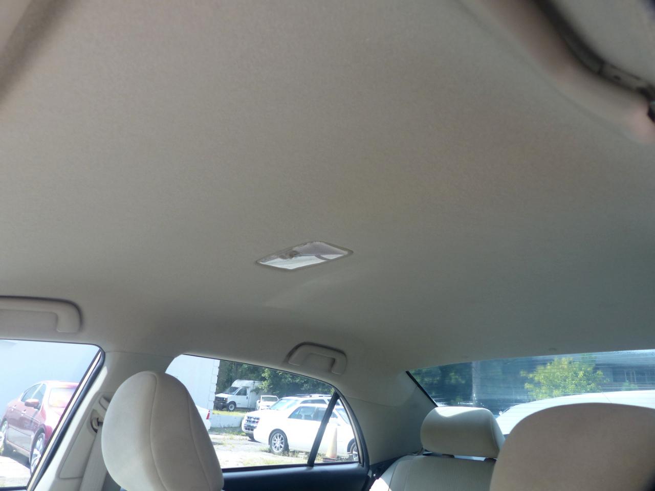 Toyota Corolla LE 4-Speed AT 2013