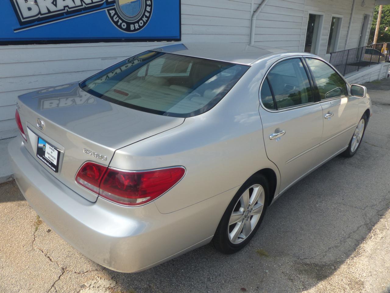 Lexus ES 330 Sedan 2005