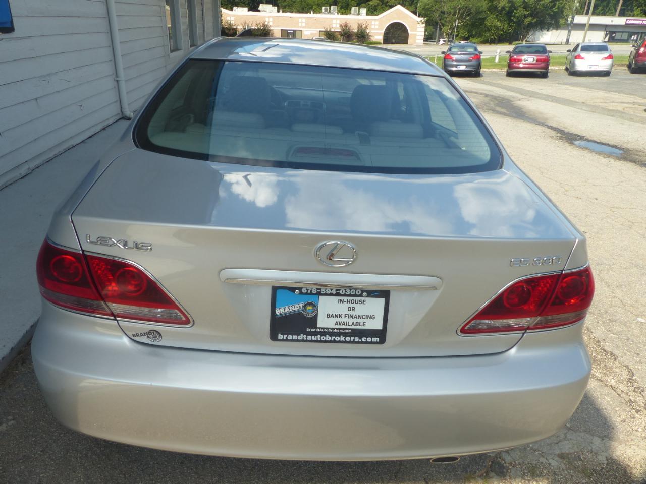 Lexus ES 330 Sedan 2005
