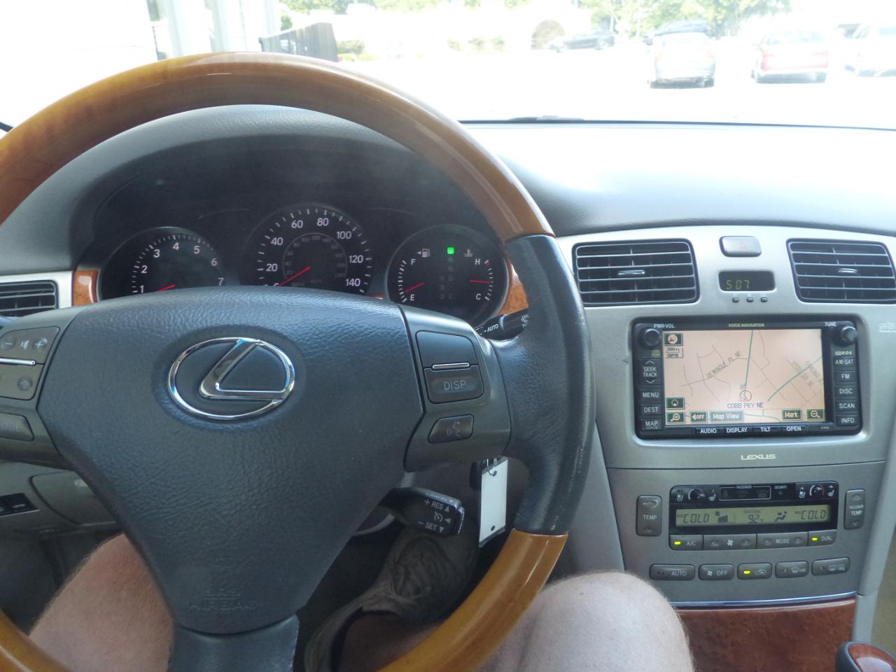 Lexus ES 330 Sedan 2005