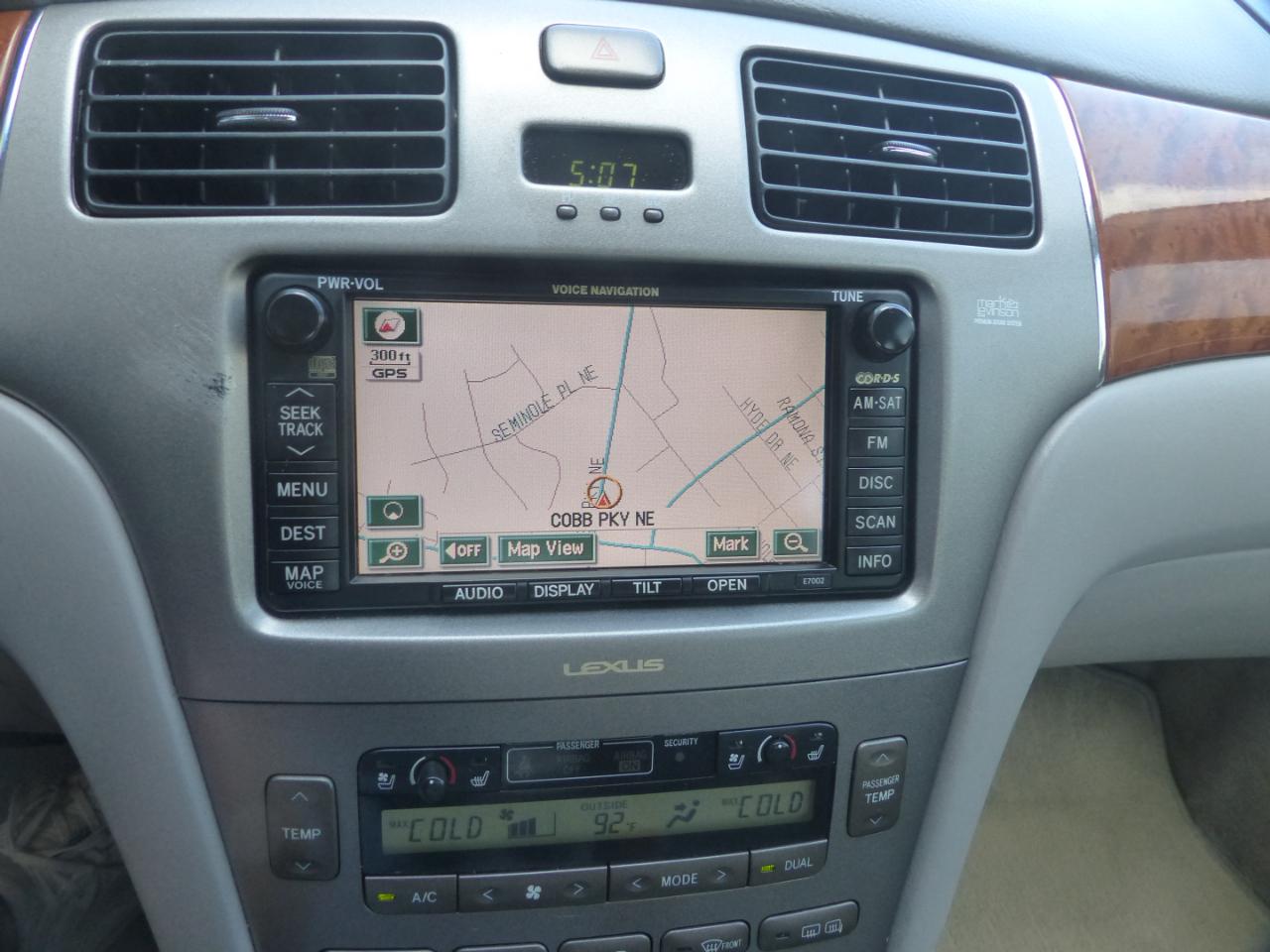 Lexus ES 330 Sedan 2005