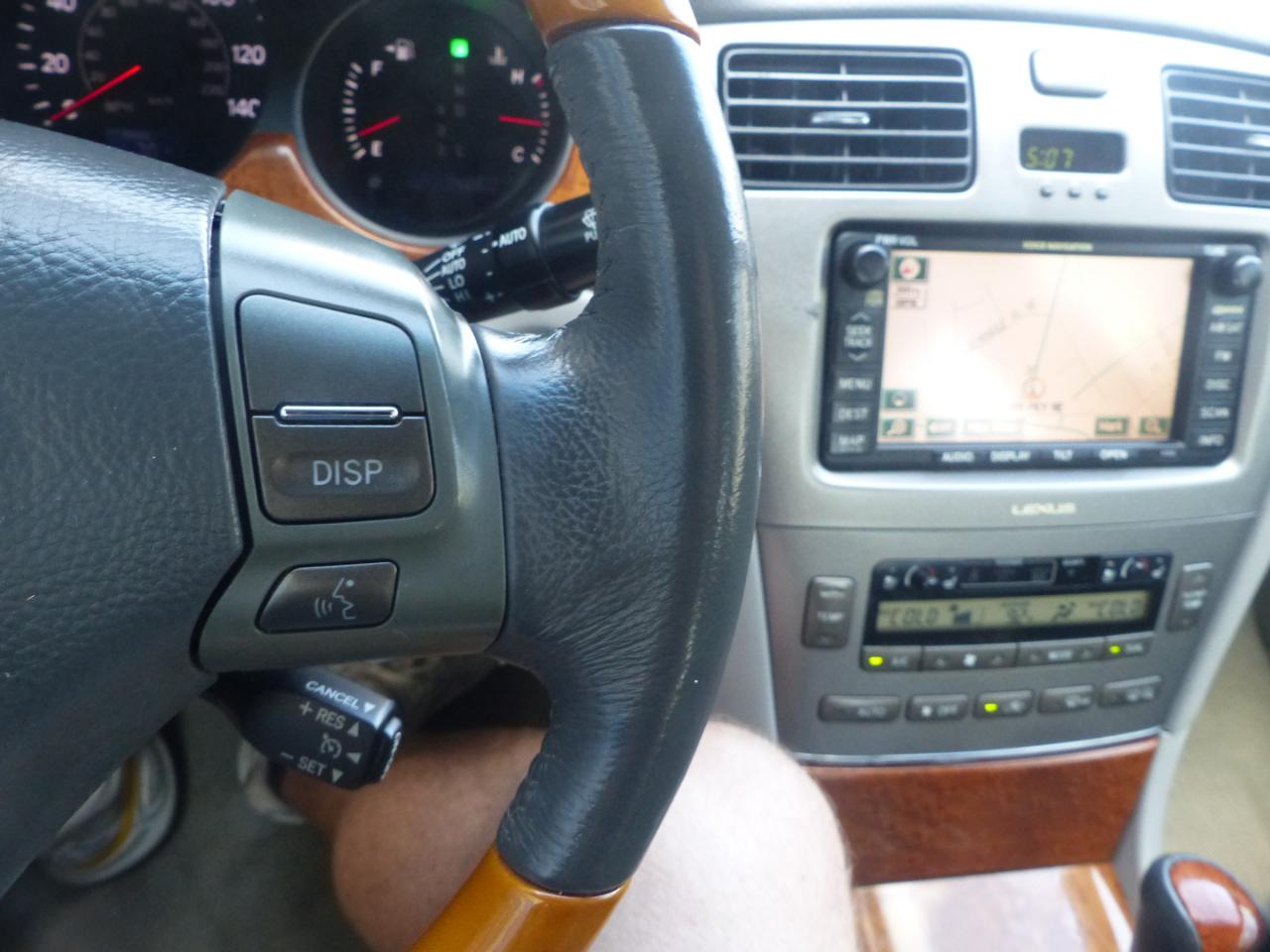 Lexus ES 330 Sedan 2005