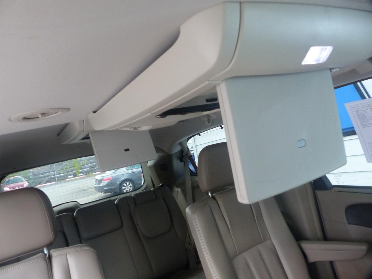 Chrysler Town & Country Touring-L 2014