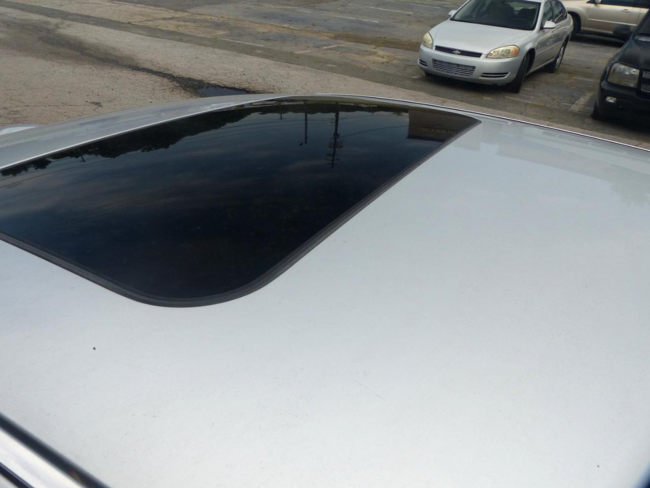 Infiniti M M37 2011