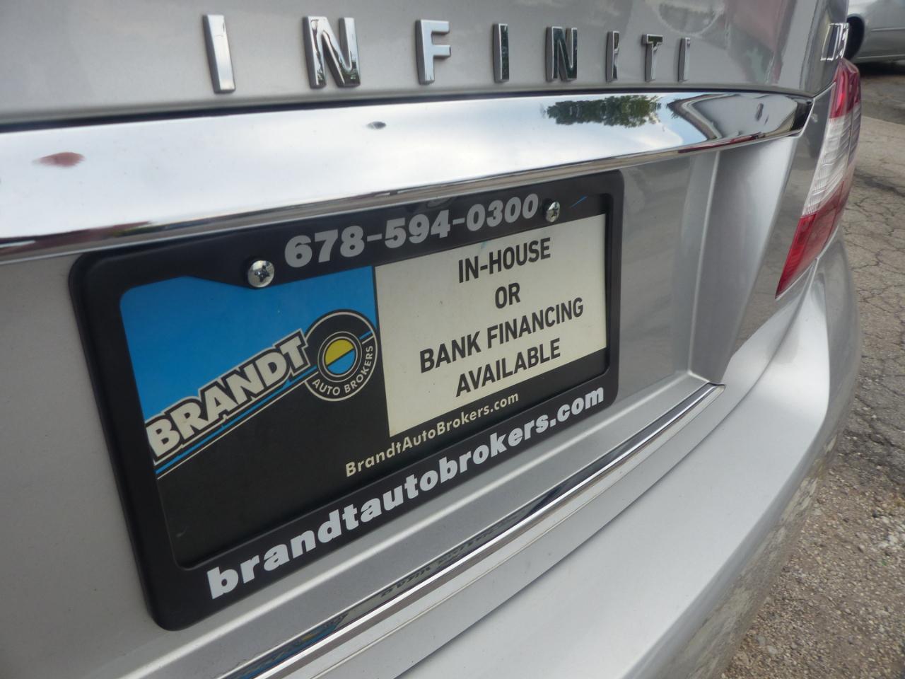 Infiniti M M37 2011
