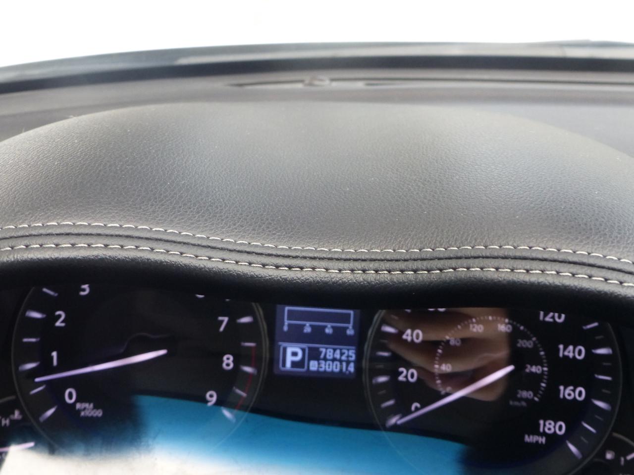 Infiniti M M37 2011