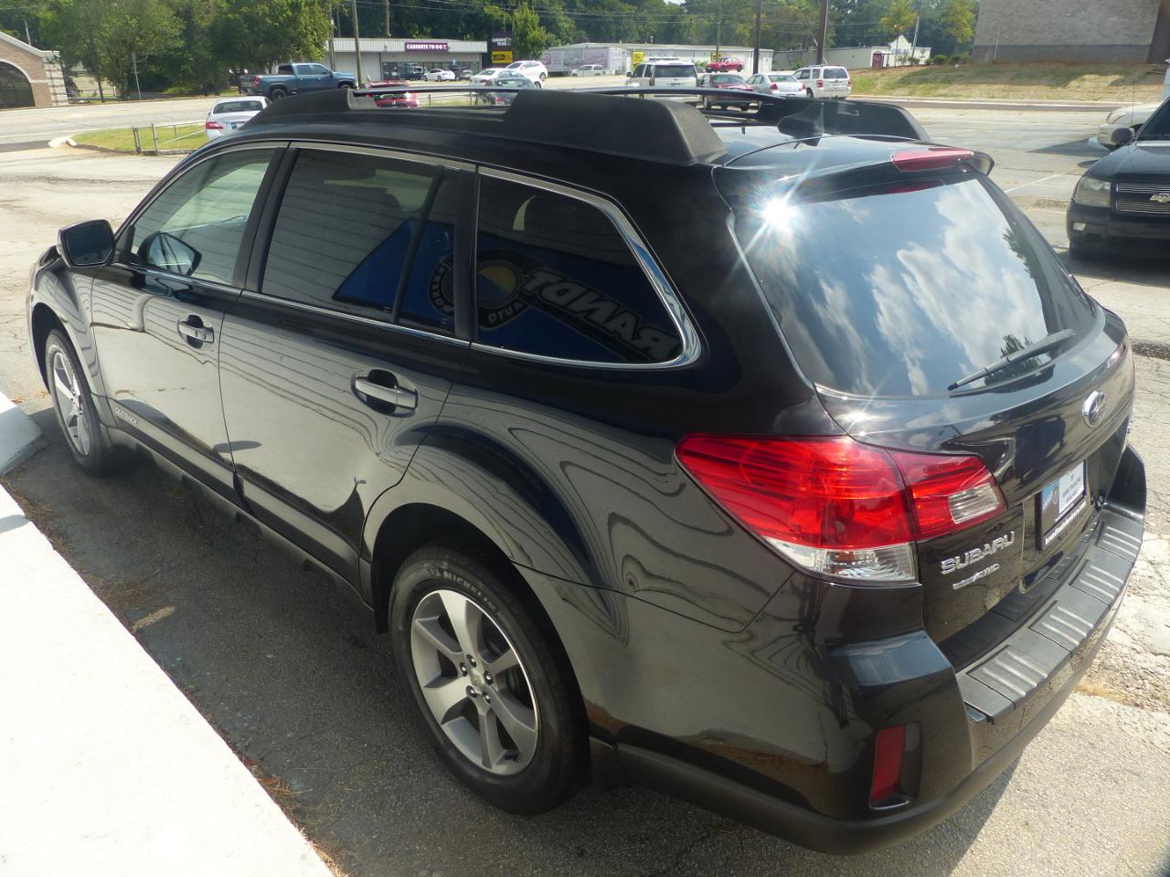 Subaru Outback 2.5i Limited 2013