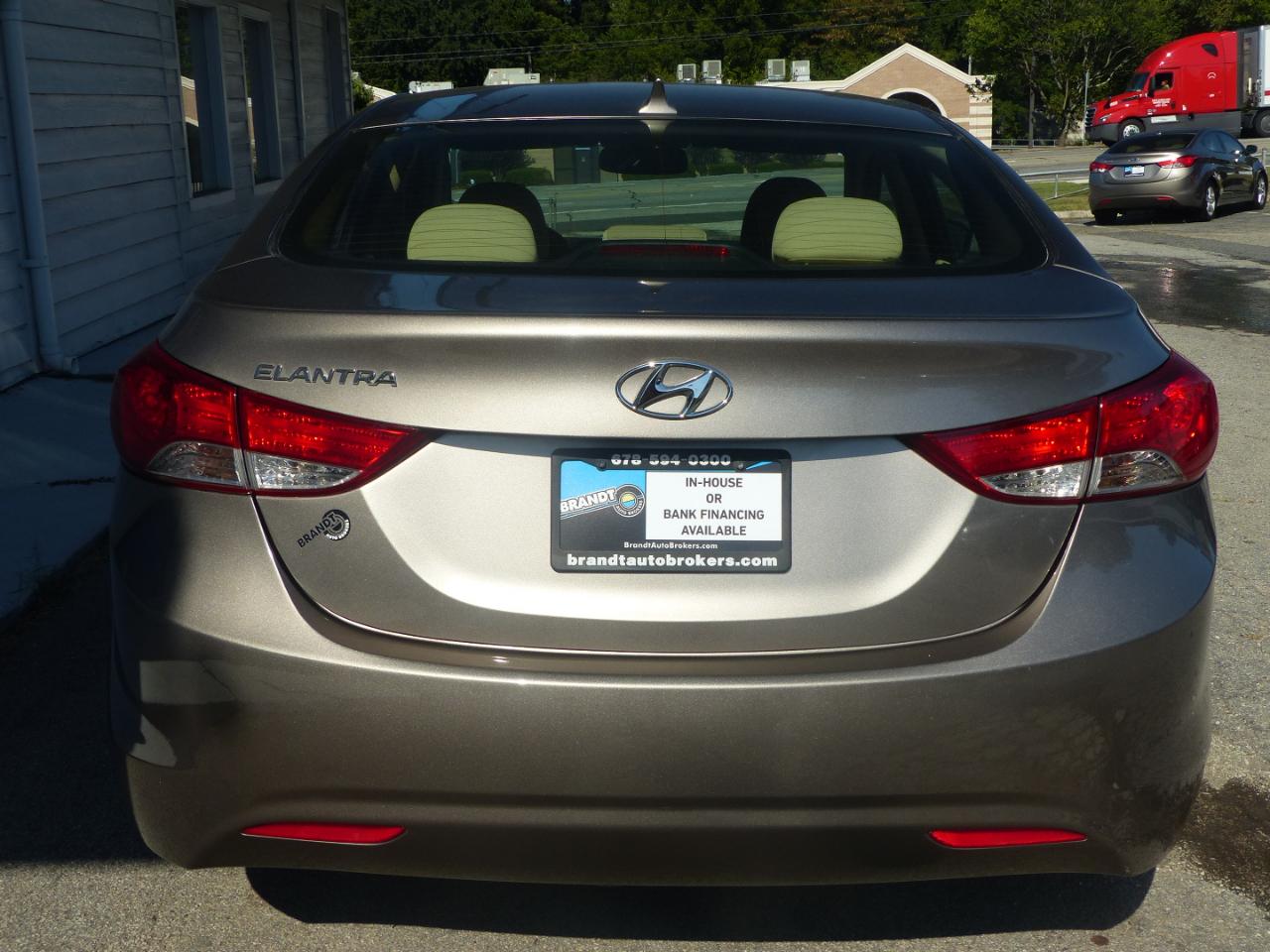 Hyundai Elantra GLS A/T 2013