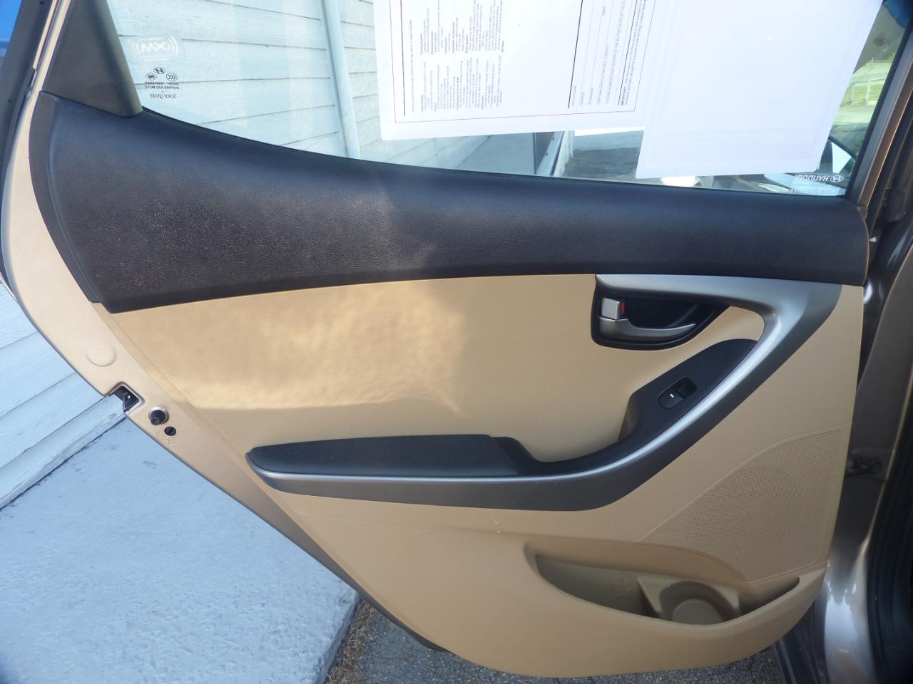 Hyundai Elantra GLS A/T 2013
