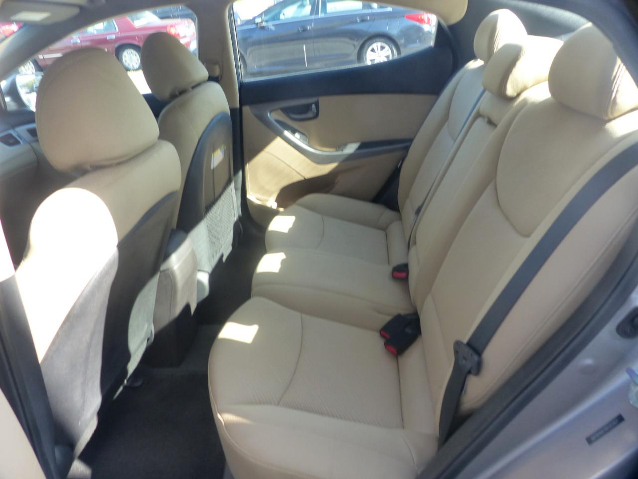 Hyundai Elantra GLS A/T 2013