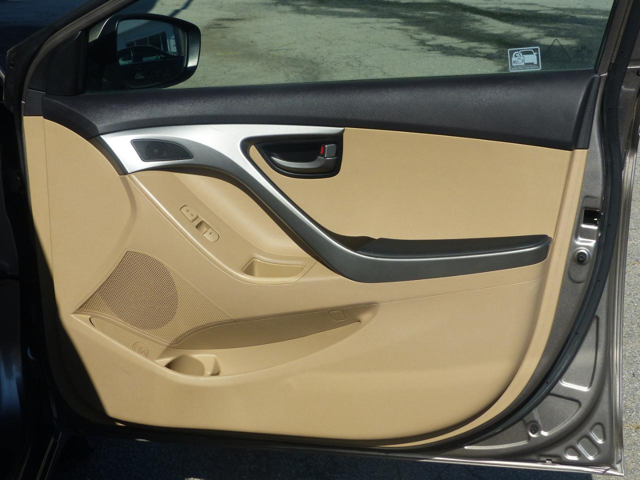 Hyundai Elantra GLS A/T 2013