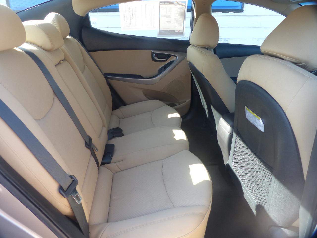 Hyundai Elantra GLS A/T 2013