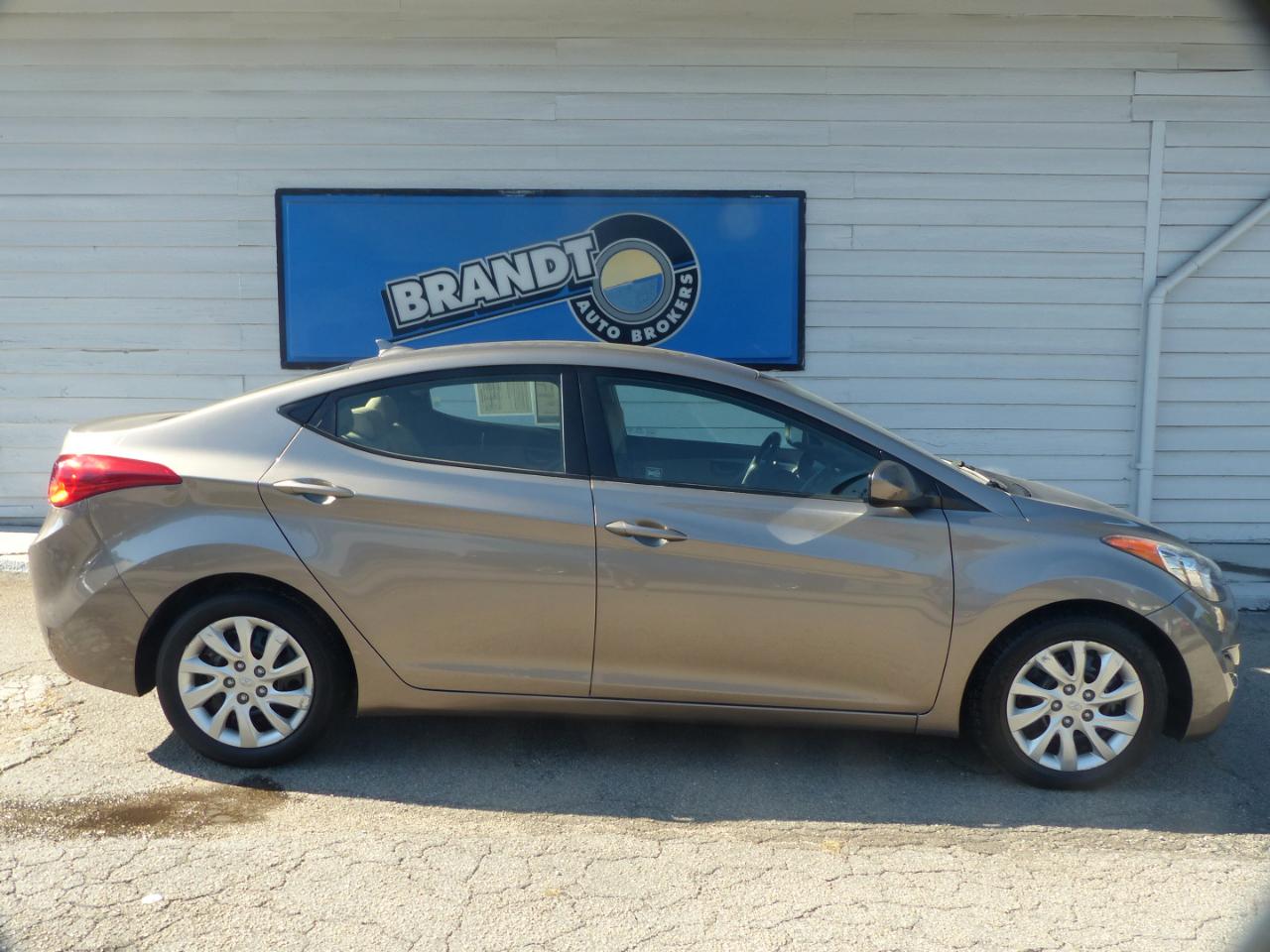 Hyundai Elantra GLS A/T 2013