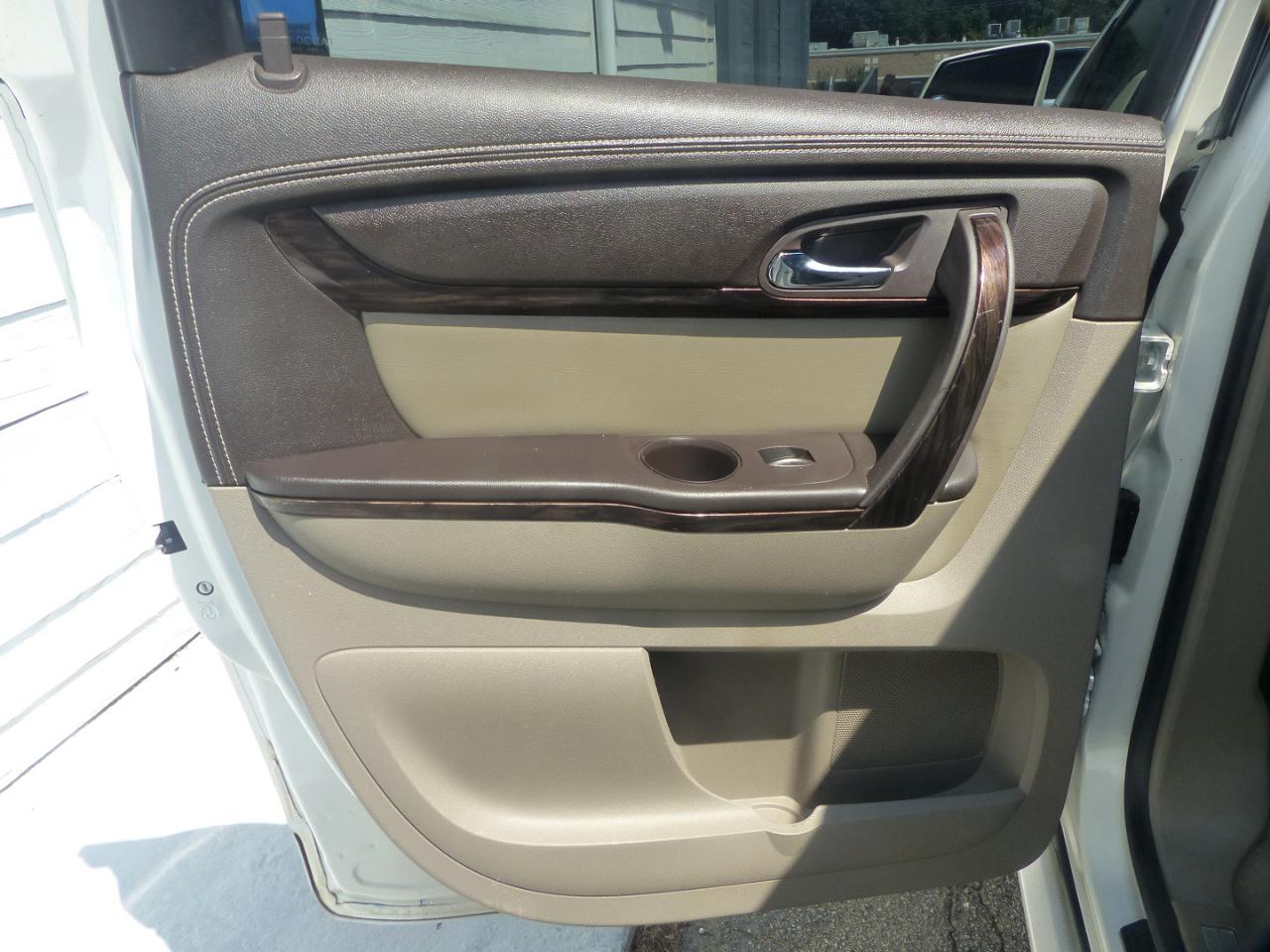 GMC Acadia Denali AWD 2013