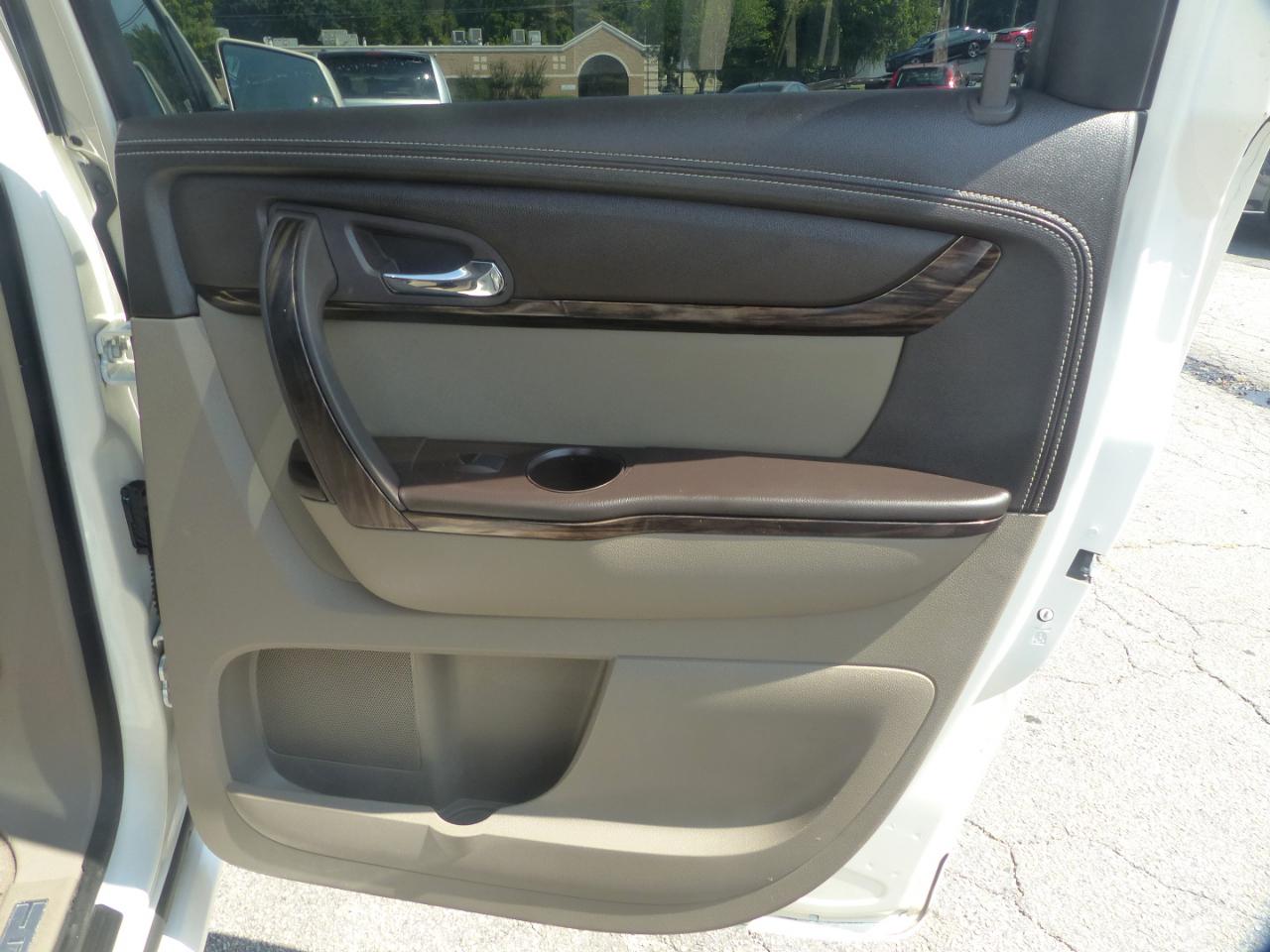 GMC Acadia Denali AWD 2013