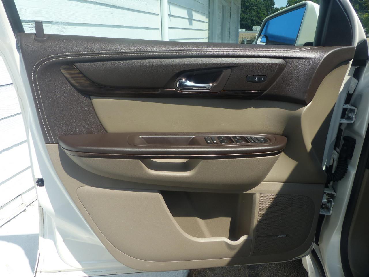 GMC Acadia Denali AWD 2013