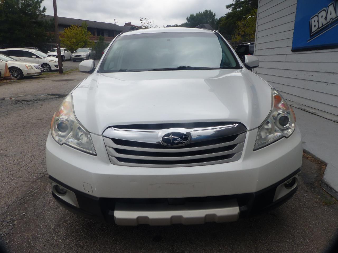 Subaru Outback 2.5i Limited 2011