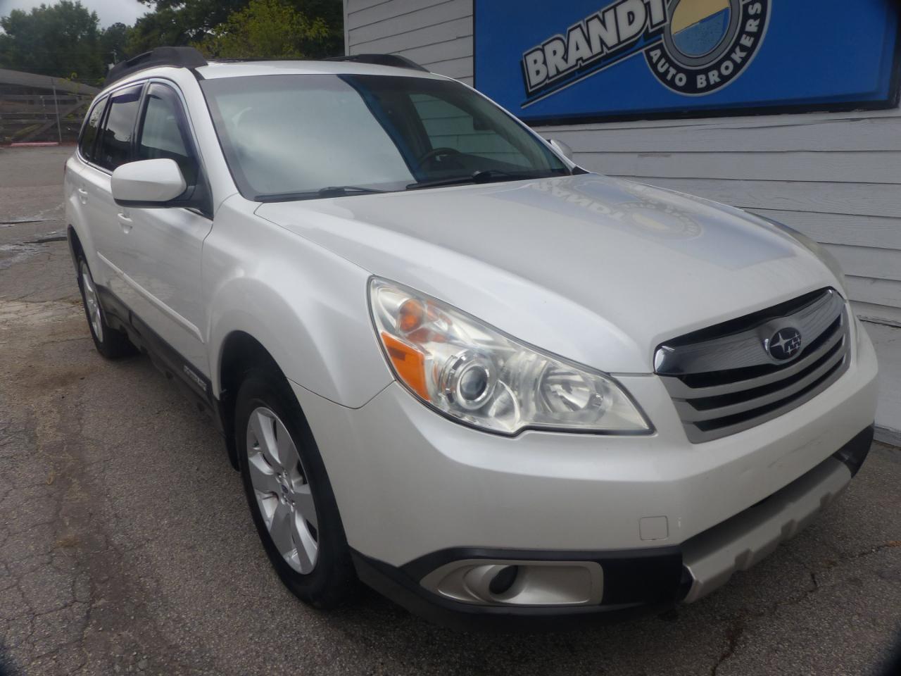 Subaru Outback 2.5i Limited 2011