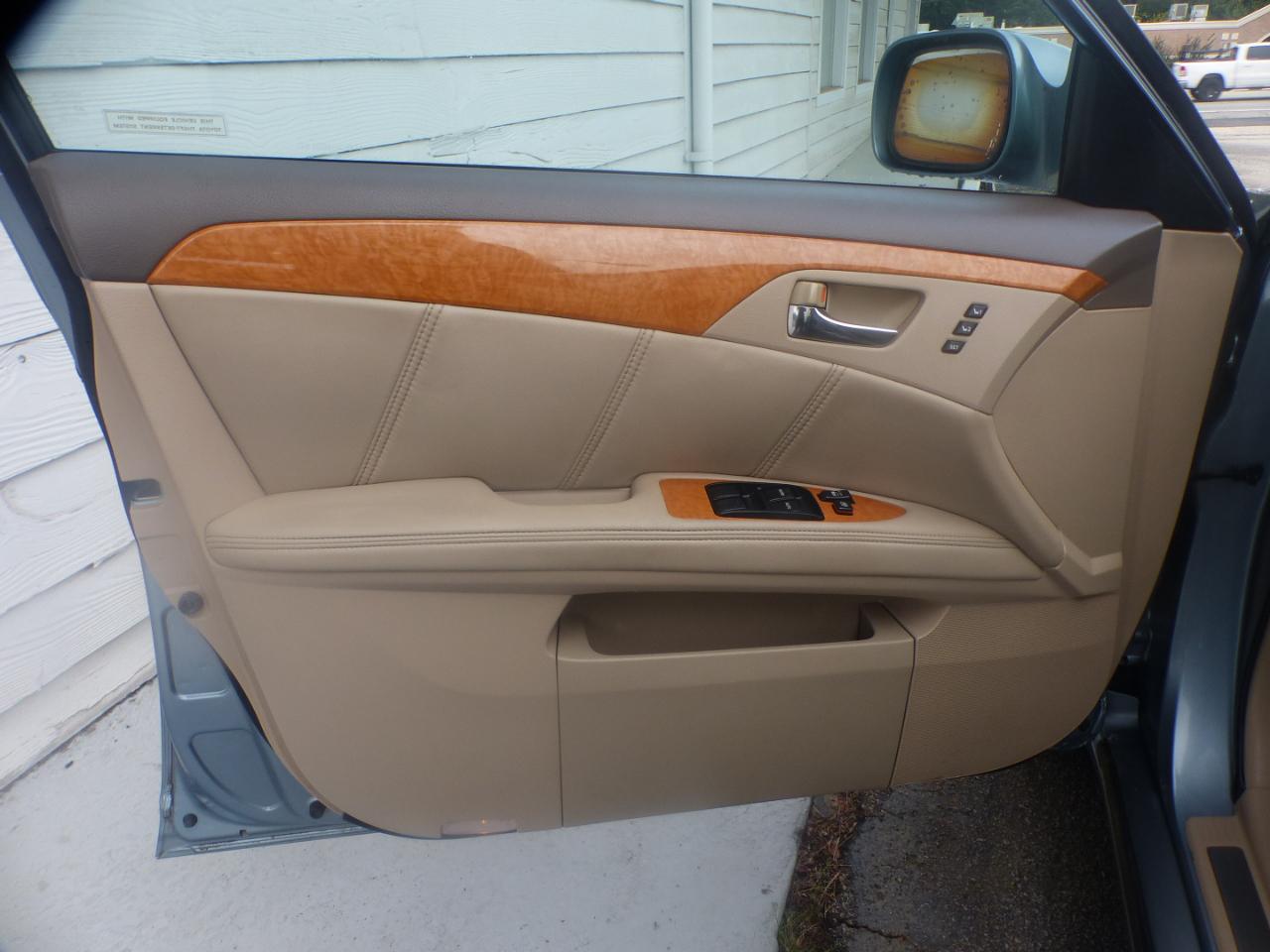 Toyota Avalon Limited 2005