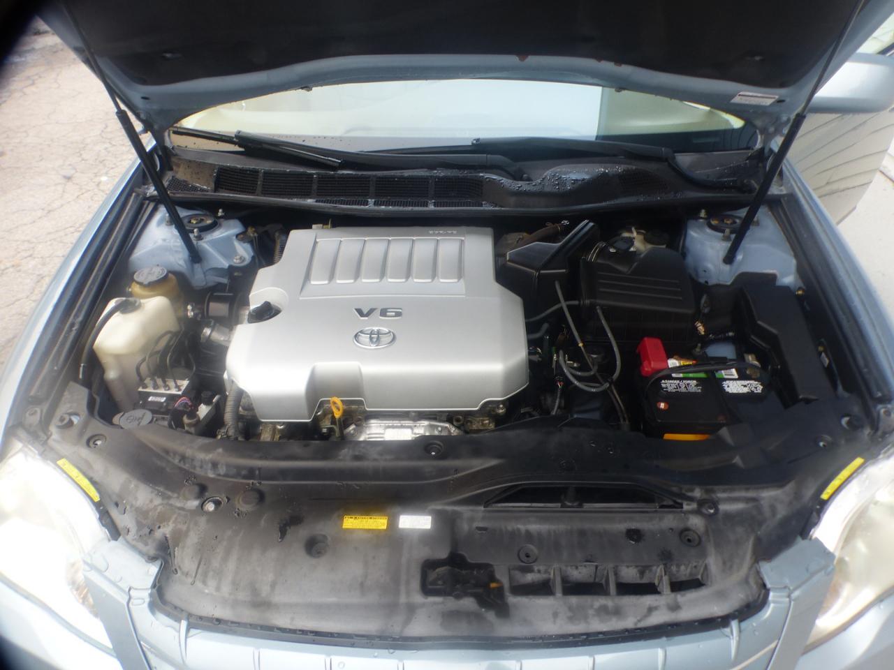 Toyota Avalon Limited 2005