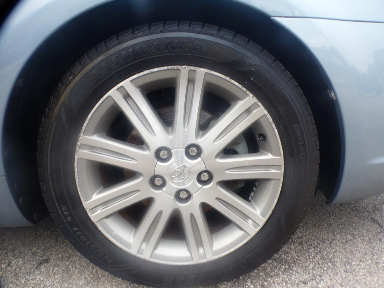 Toyota Avalon Limited 2005