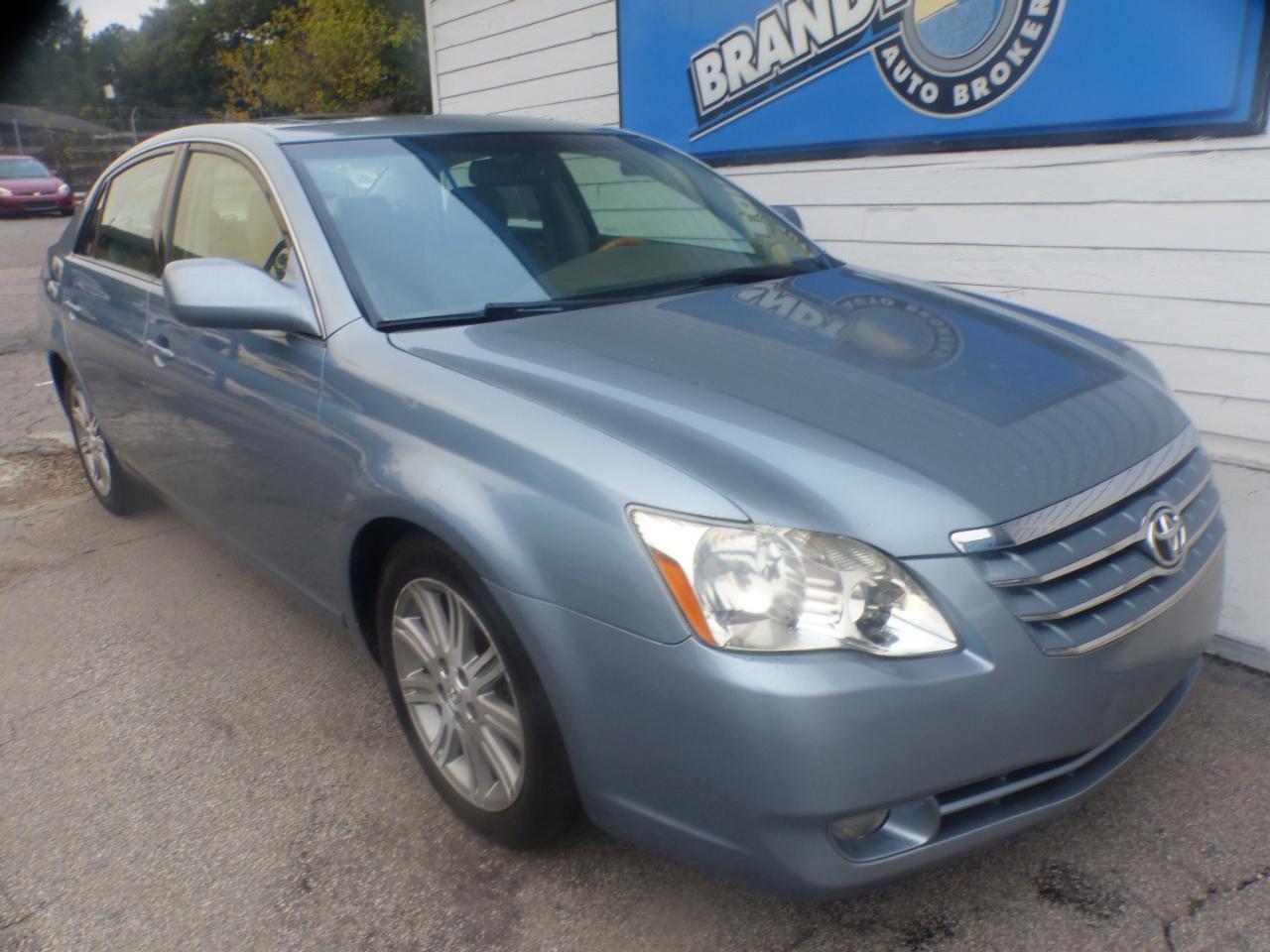 Toyota Avalon Limited 2005