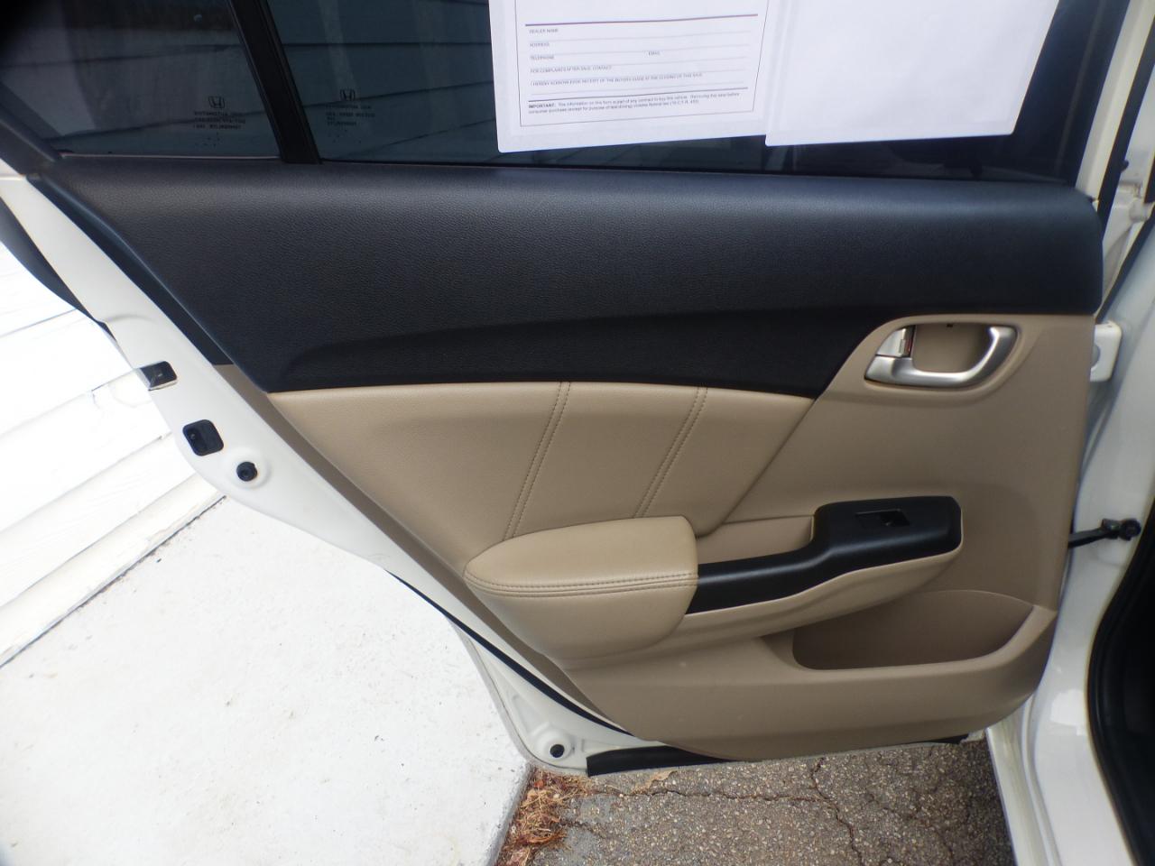 Honda Civic EX-L Sedan 5-Speed AT 2013
