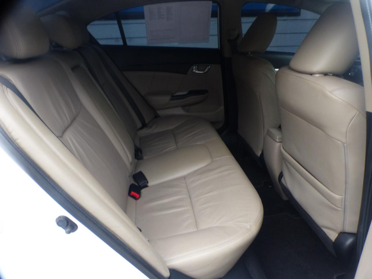 Honda Civic EX-L Sedan 5-Speed AT 2013