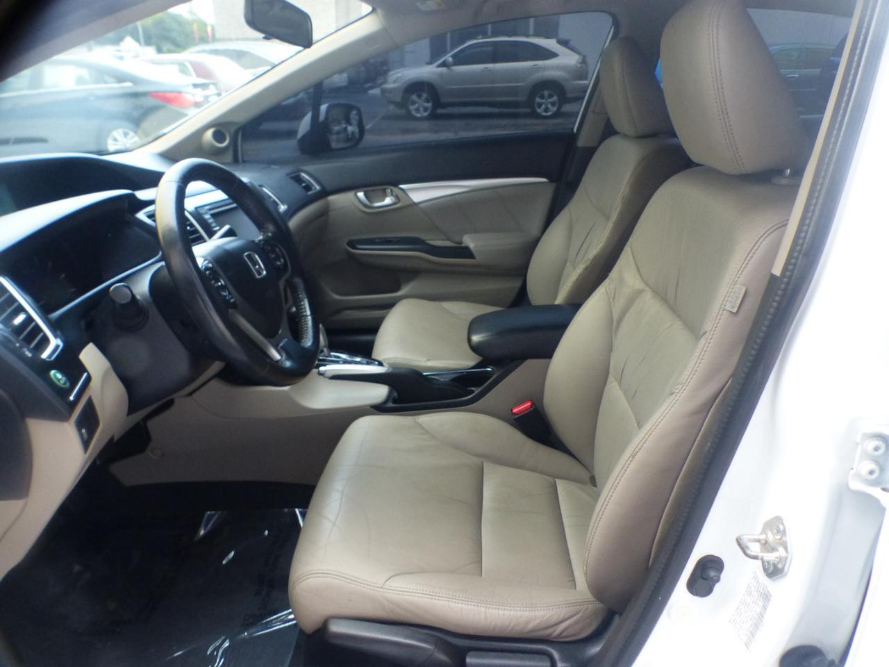 Honda Civic EX-L Sedan 5-Speed AT 2013
