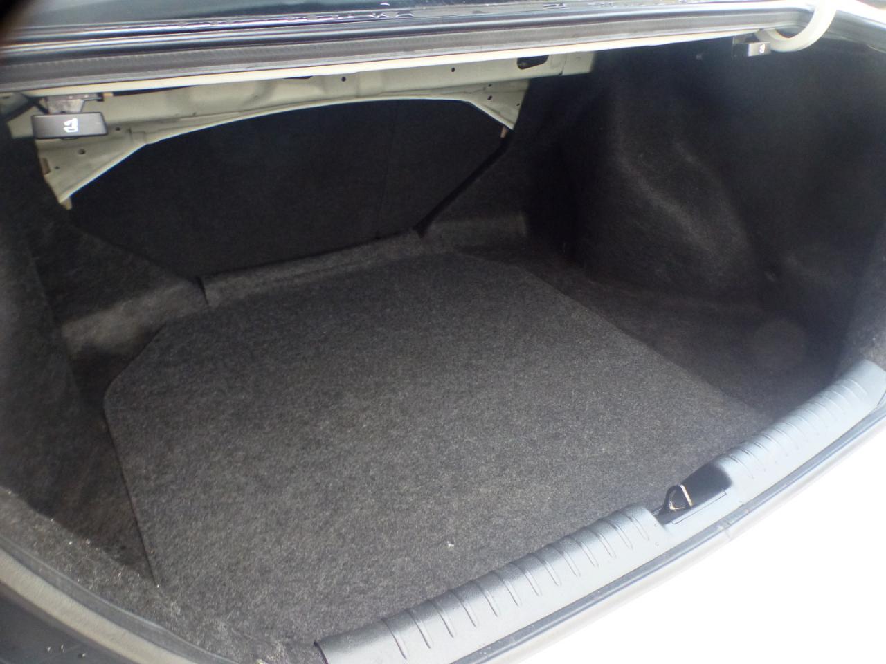 Honda Civic EX-L Sedan 5-Speed AT 2013