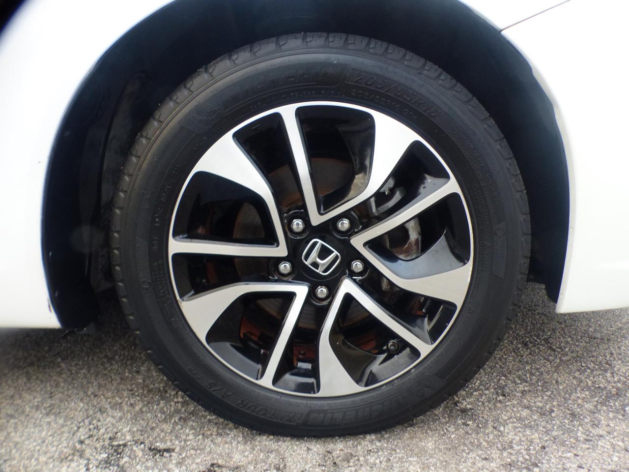 Honda Civic EX-L Sedan 5-Speed AT 2013