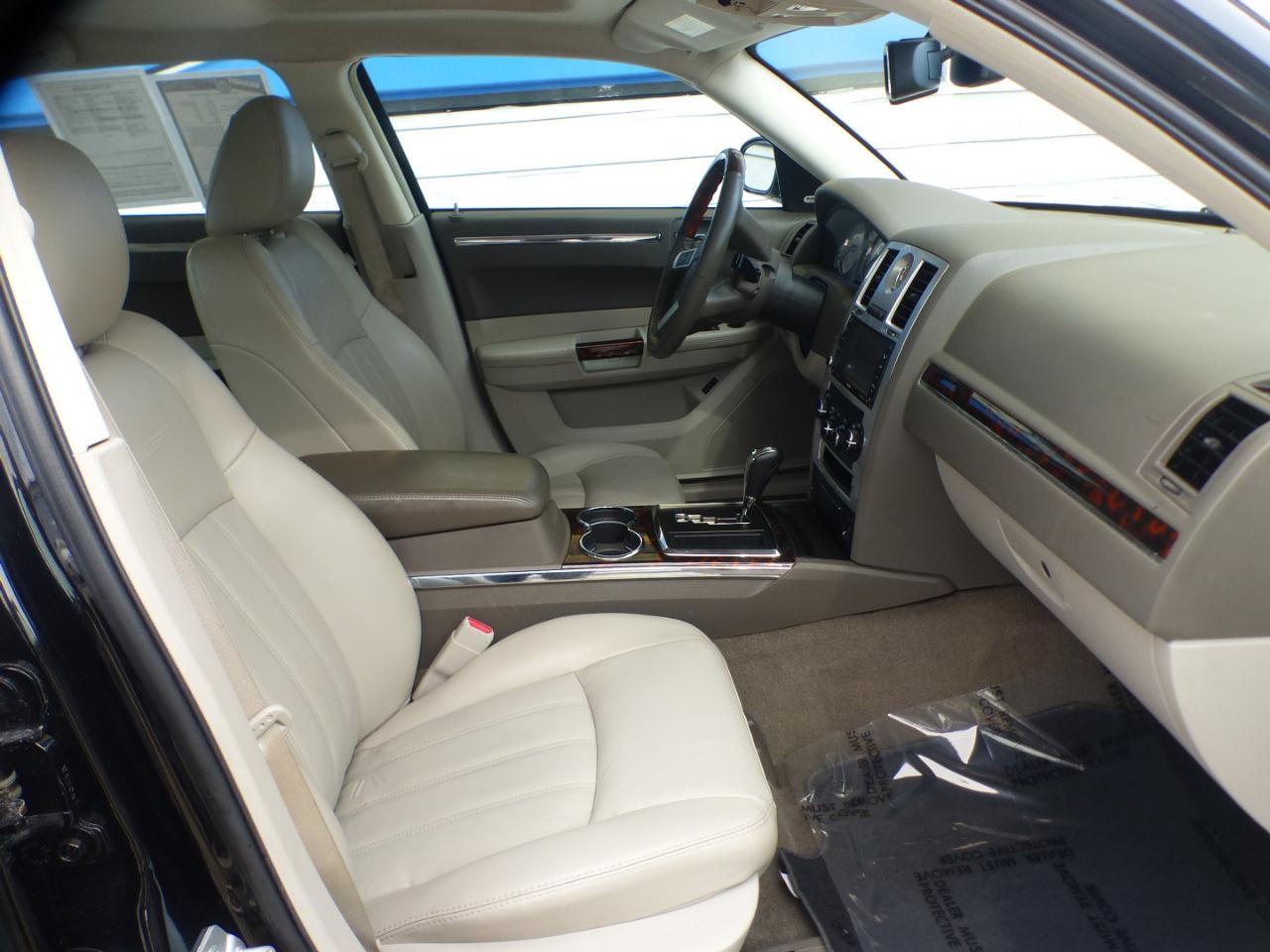 Chrysler 300 C HEMI RWD 2009