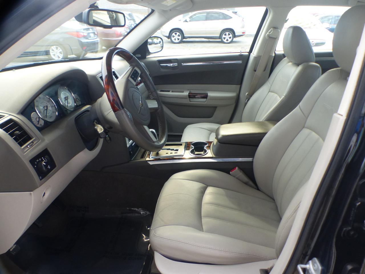 Chrysler 300 C HEMI RWD 2009
