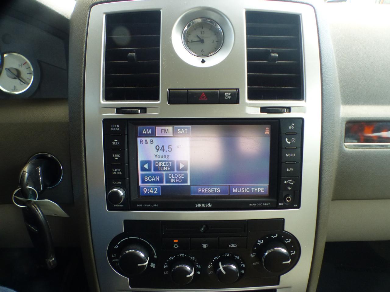 Chrysler 300 C HEMI RWD 2009