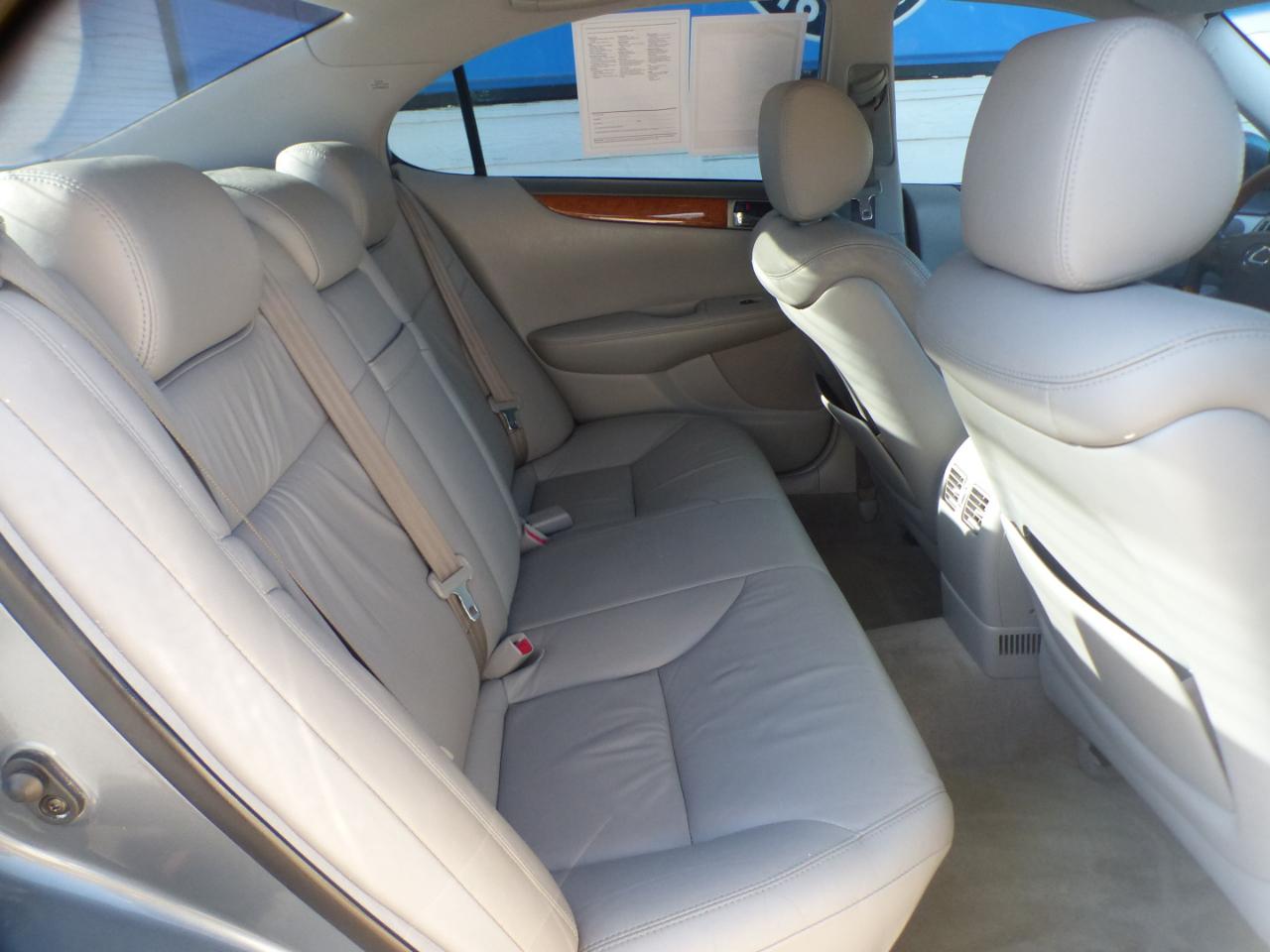 Lexus ES 330 Sedan 2006