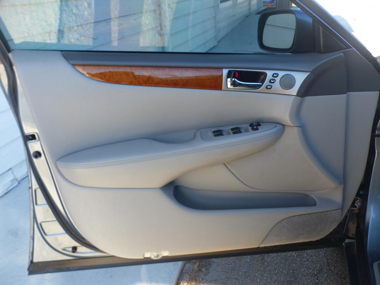Lexus ES 330 Sedan 2006