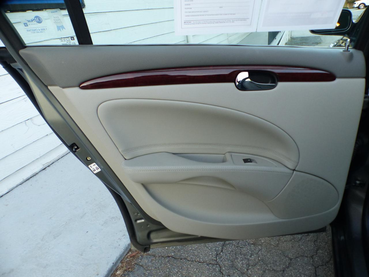 Buick Lucerne CXL V6 2007