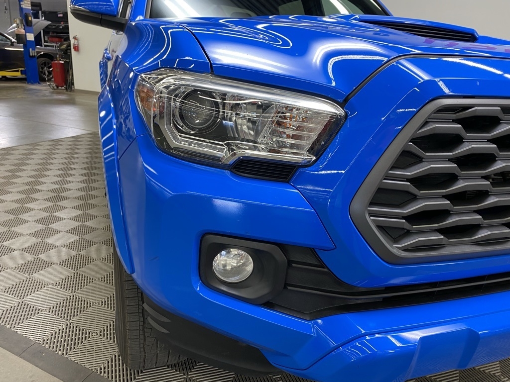 2020 Toyota Tacoma SR5 Double Cab Long Bed photo 2