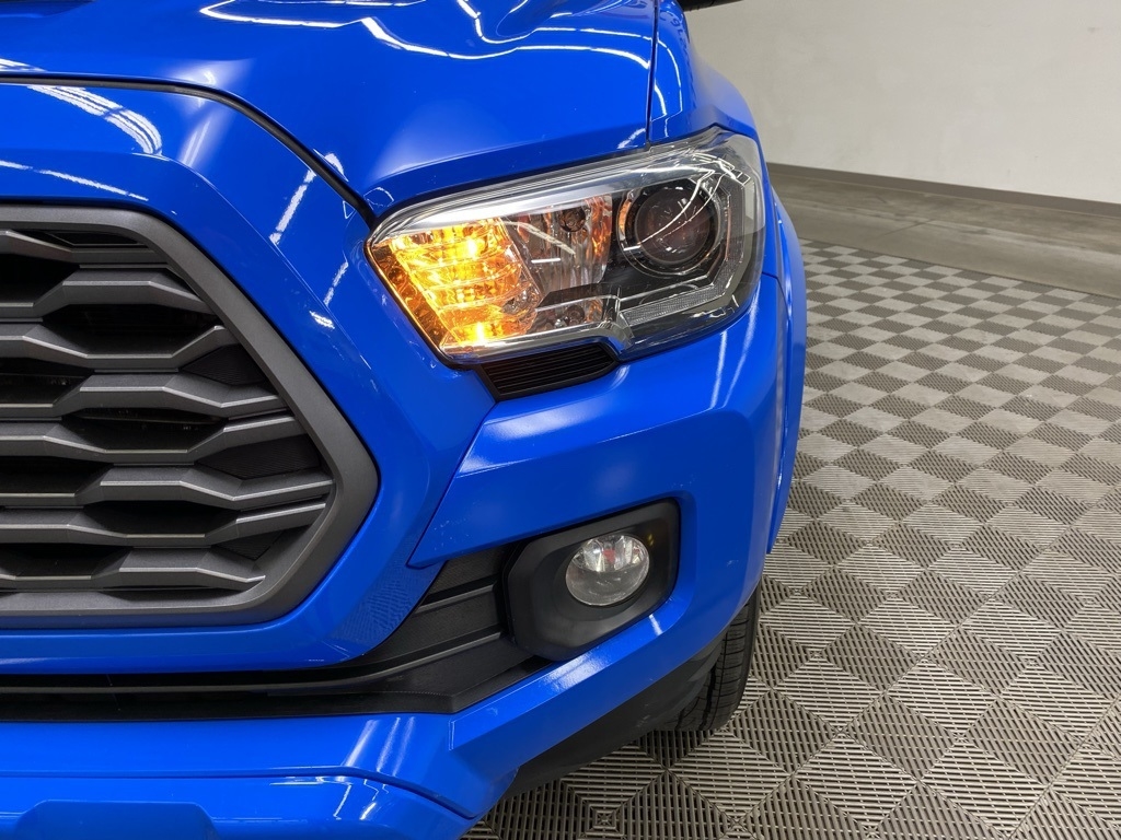 2020 Toyota Tacoma SR5 Double Cab Long Bed photo 6