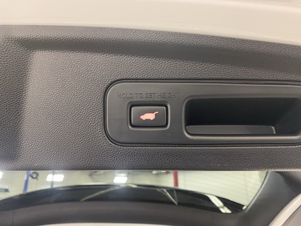 2023 Acura MDX SH-AWD Technology photo 11