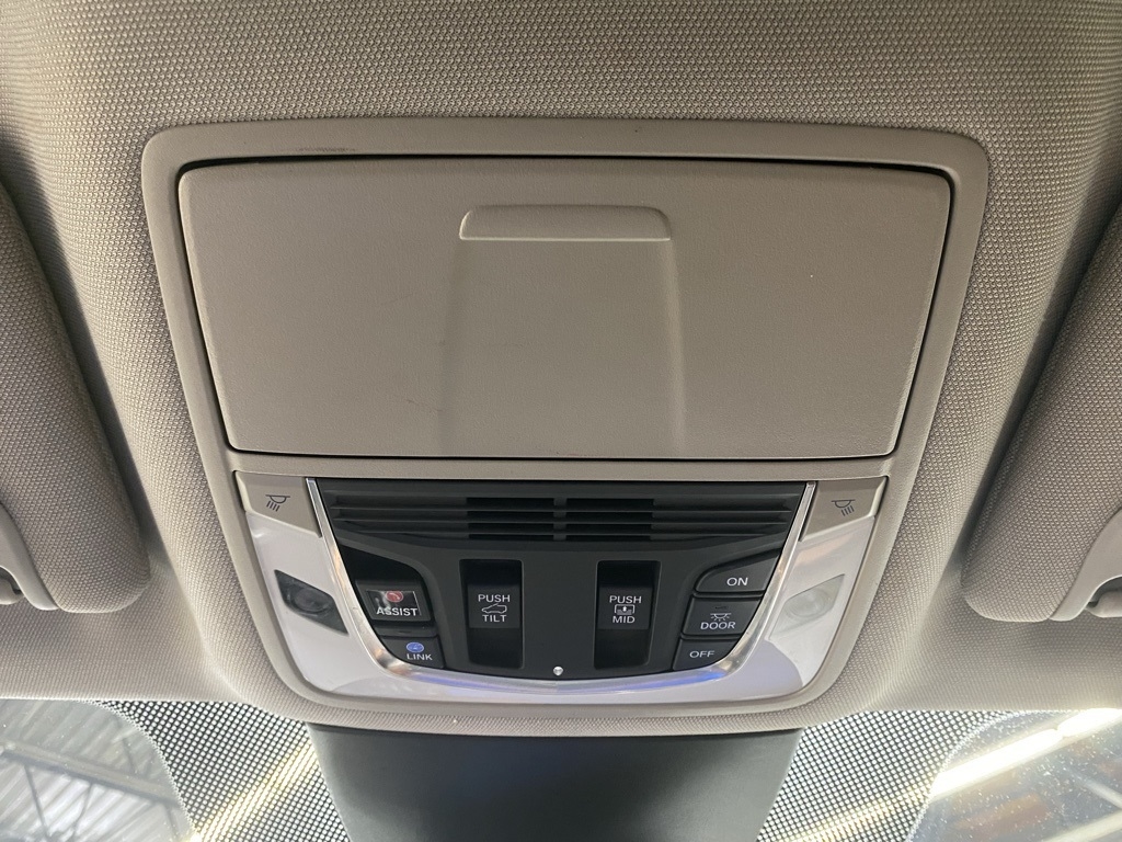 2023 Acura MDX SH-AWD Technology photo 35