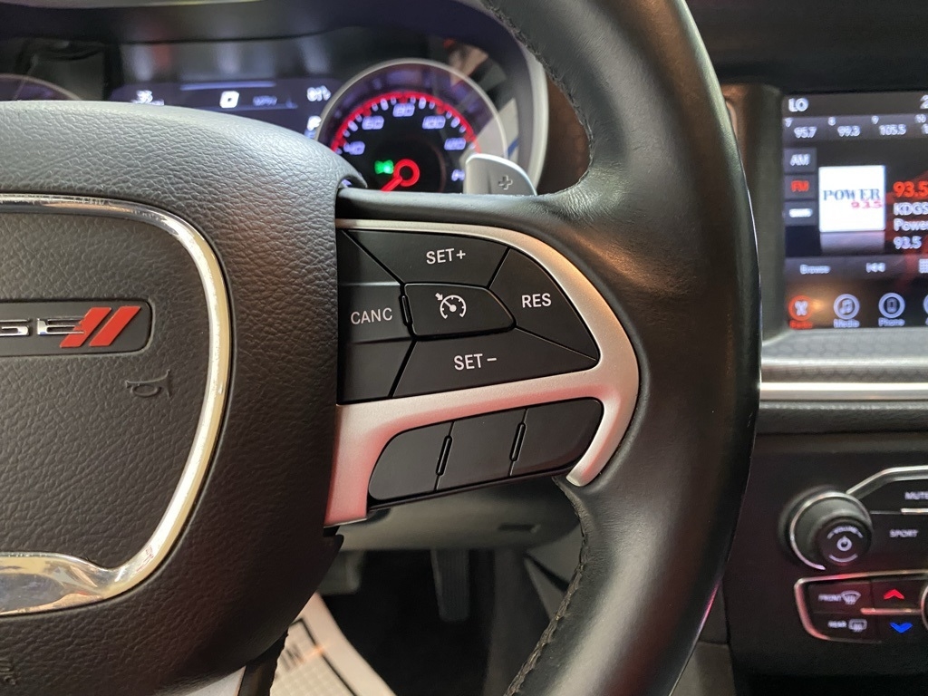 2017 Dodge Charger R/T photo 14