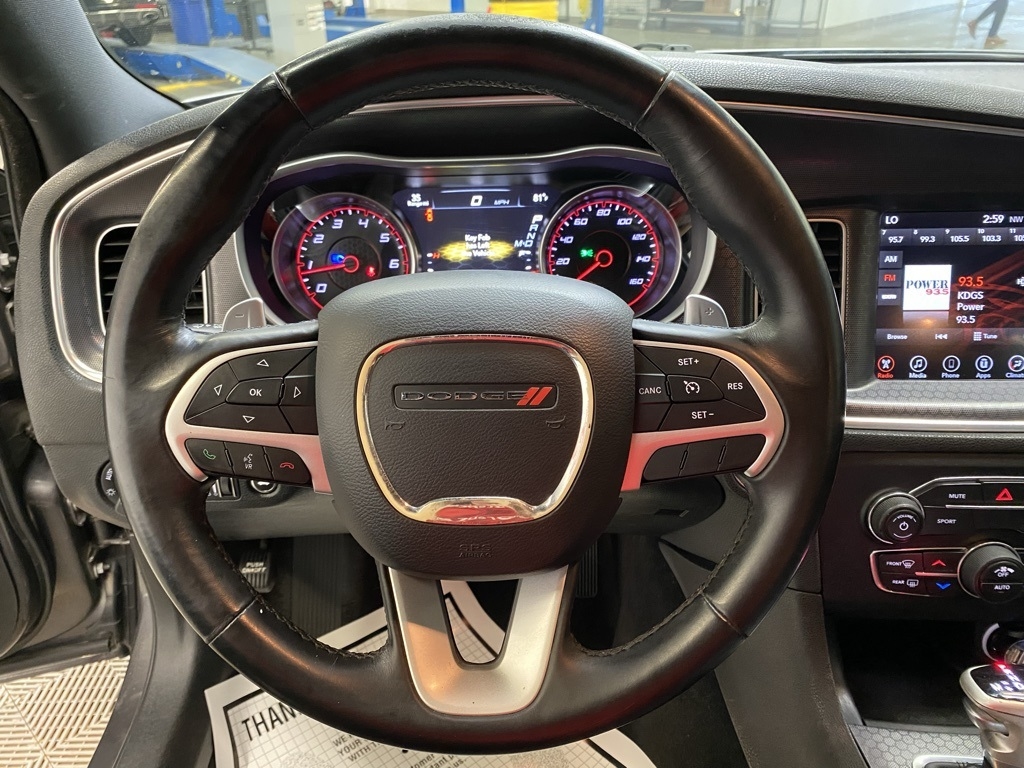 2017 Dodge Charger R/T photo 15
